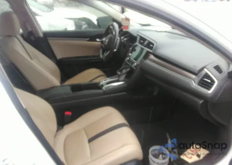 2019 Honda Civic Touring z USA, uszkodzony, nr VIN JHMFC1F90KX002322